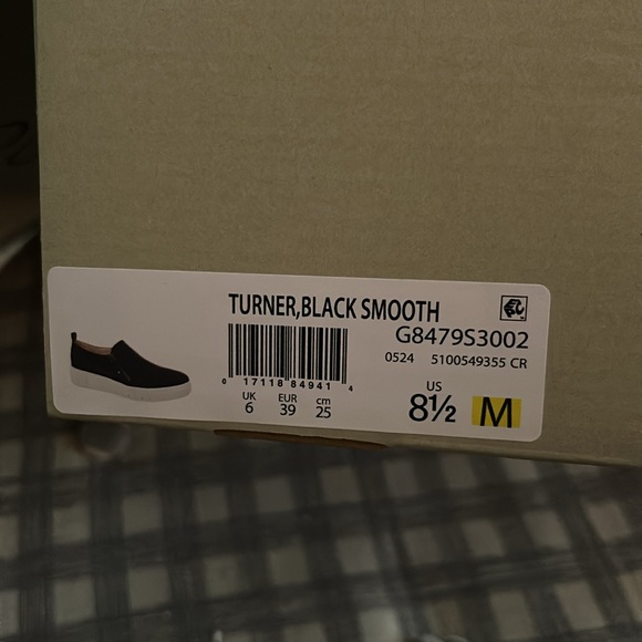 NWT women’s 8.5 Naturalizer black turner platform sneaker - Picture 5 of 6